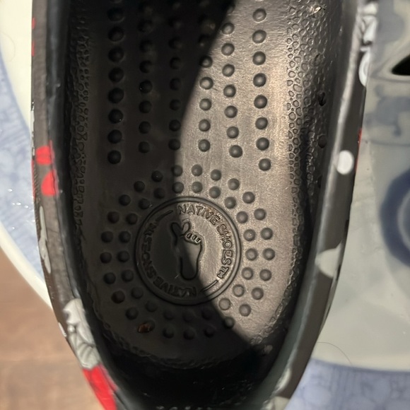 Disney x Native Rubber Minnie Sneakers W6/M4 - Picture 4 of 7